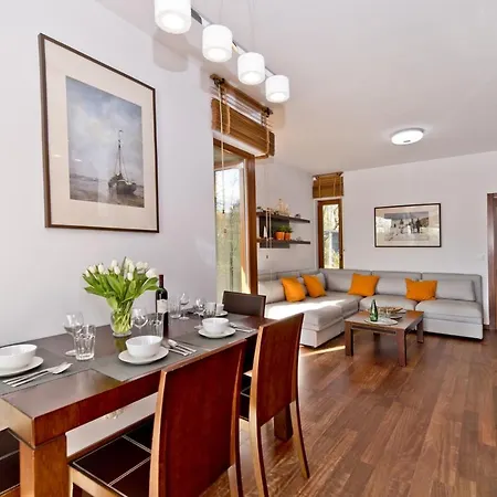 Lägenhet Apartamenty.in Mestwina Jurata